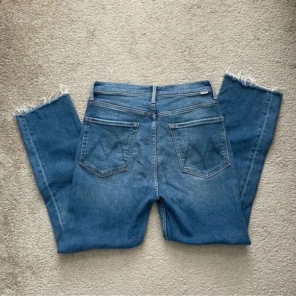 MOTHER High Waisted Rider Ankle Fray Size 30
